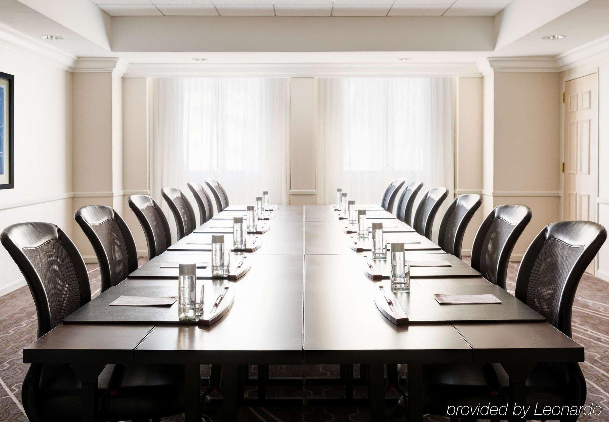 Residence Inn Arlington Pentagon City Экстерьер фото