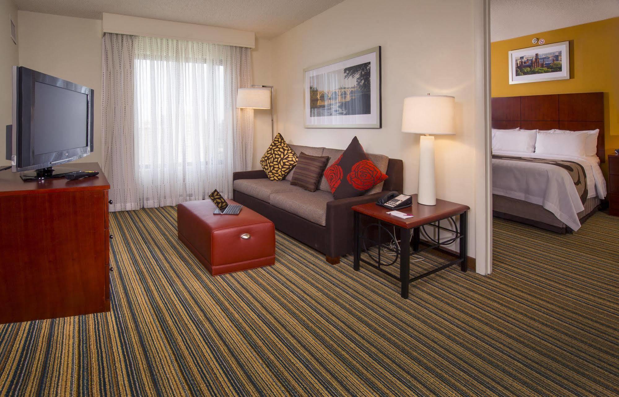 Residence Inn Arlington Pentagon City Экстерьер фото