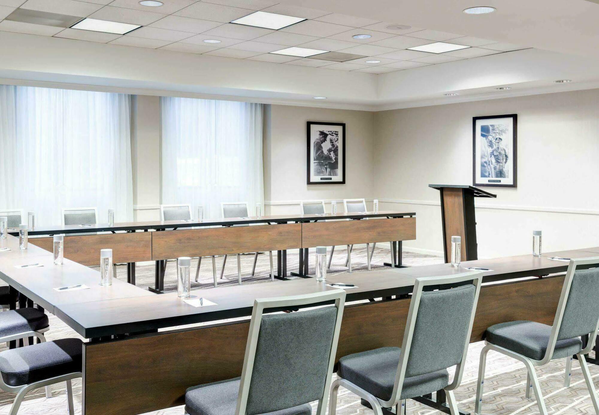 Residence Inn Arlington Pentagon City Экстерьер фото